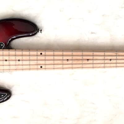 Roscoe Classic 5JJ Bass, Tobacco Sunburst, Maple. image 2