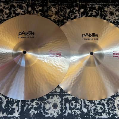 Paiste 15" Formula 602 Classic Sound Edge Hi-Hat Cymbals (Pair) - Traditional image 1