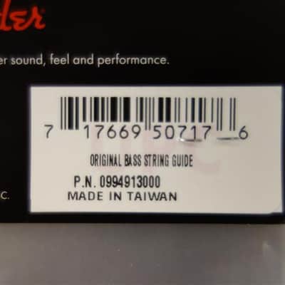 Fender Pure Vintage Bass String Guide, Nickel image 4