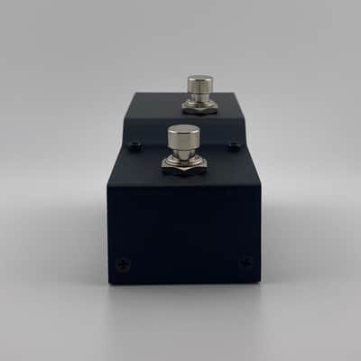 Profile-matching AUX switch for RJM (PBC/6X) - by PdLS 3D image 3