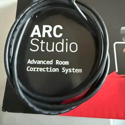 IK Multimedia ARC Studio Room Correction System 2024 - Present - Black image 3