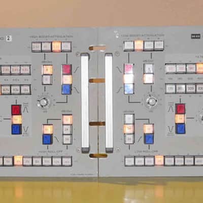 2 x Klein und Hummel K+H Universal-Entzerrer UE1000 fortlaufende Seriennummern image 3