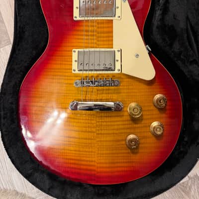 Stagg L320CS Electric Guitar with Case Flamed Cherry Sunburst image 3