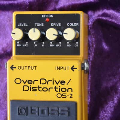 BOSS OS-2 OverDrive/Distortion silver label * very versatile for vintage/classic/modern guitar sounds*perfect for Rock/Punk/Garage/Grunge/Beat...you find your tone with this yellow thing image 4