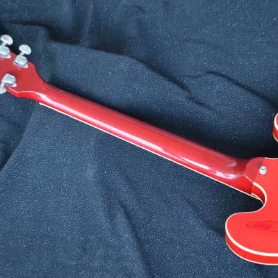 WEEKEND DEAL Gibson ES-335 made in USA 2006*20 years old semi acoustic in mint condition/one owner/frets 100%*lightweight=3,6kg*this beauty sounds/plays/looks really great*Gibson case made in Canada/not China*3290€ Bild 17
