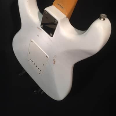 Fender 67 Reissue Stratocaster STB-67 1995 White - Rare model image 4