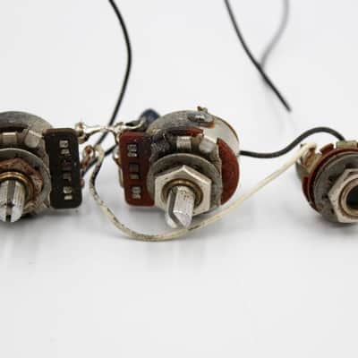 1978 Vintage Fender Musicmaster Bass USA 250K Potentiometer Set 1970s image 4