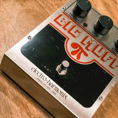 Electro-Harmonix Big Muff Pi 2000 - Present - Silver / Black / Red image 1