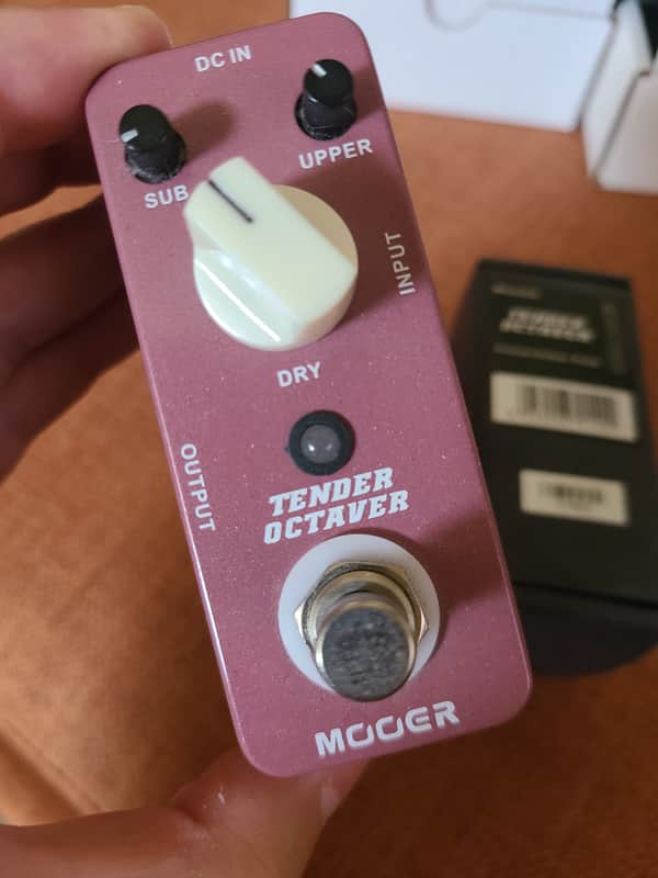 Mooer Tender Octaver