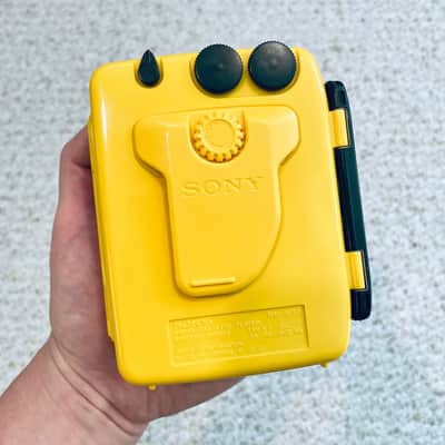 Sony WM-AF59 Walkman Cassette Player, EX Yellow, Working ! #2096 image 4