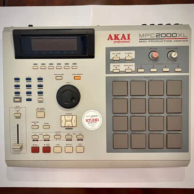 Akai MPC2000XL MIDI Production Center - Studio Plus Edition - 2000 - 2005