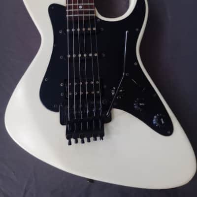 Dean Bel Aire 1988 White/Black W/Gig bag *** FREE SHIPPING *** image 13