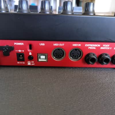 Akai Professional MPK261 – 61-Key MIDI Controller image 9