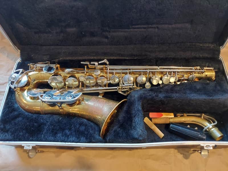 Selmer Bundy-II Alto Saxophone, USA, with case/neck/MP image 1