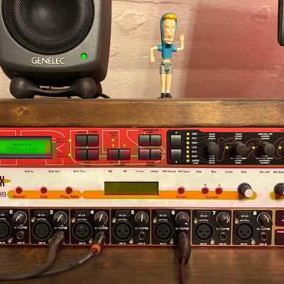 Access Virus Rack Digital Synthesizer 2001 - Red