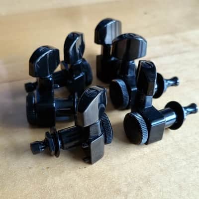 Fender Stratocaster/Telecaster Locking Tuning Machine Set - Black image 1