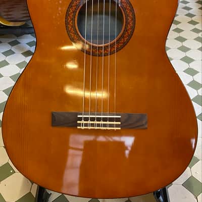 Yamaha c40 image 2