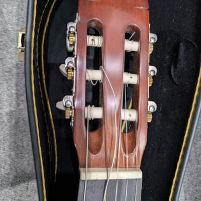 Yamaha CG-100A Classical Guitar - Natural image 2