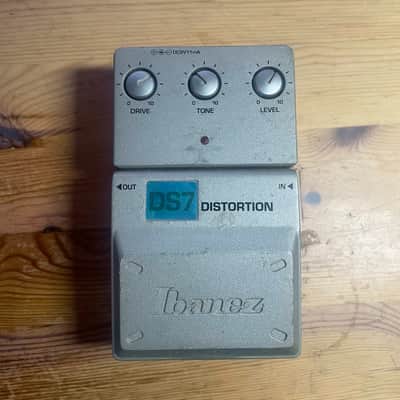 ギター Ibanez DS7 Distortion & CF7 Chorus Ibanez DS7 Distortion - YouTube