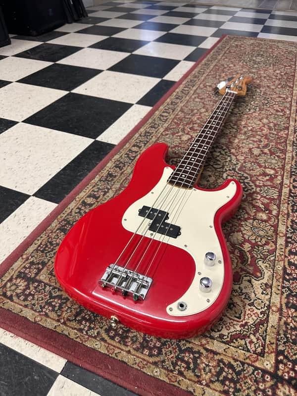 Fender 