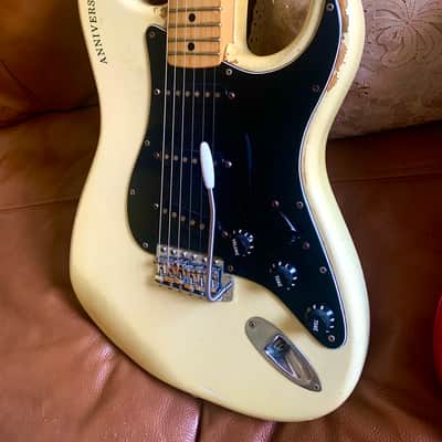 Vintage 1979 Fender 25th Anniversary Stratocaster in Original and Rare Pearl White Finish - All Original With a 4 Bolt Maple Neck and the Original Fender Embossed Logo Case image 13