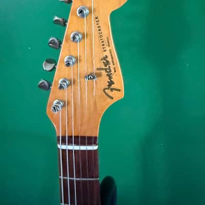 Fender American Vintage '62 Stratocaster 1985 - 1989 - Vintage White image 6