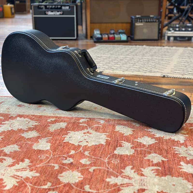 Guild Deluxe Electric Guitar Wood Case image 1