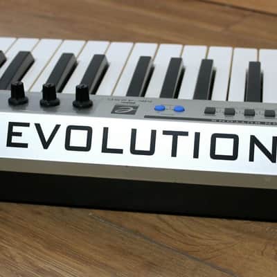 Evolution MK-425C MIDI controller image 2
