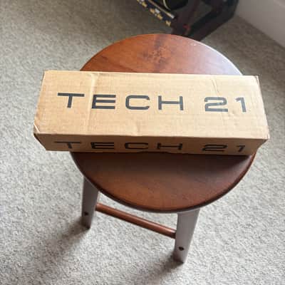Tech 21 SansAmp Character Plus Series Fuzzy Brit 2022 - Present - Purple / Black image 7