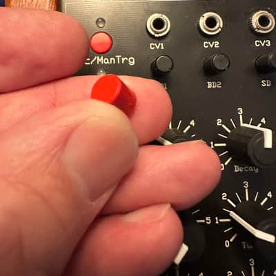 Red Rec/ManTrg/play button cap for MFB Tanzbar Drum Machine image 4