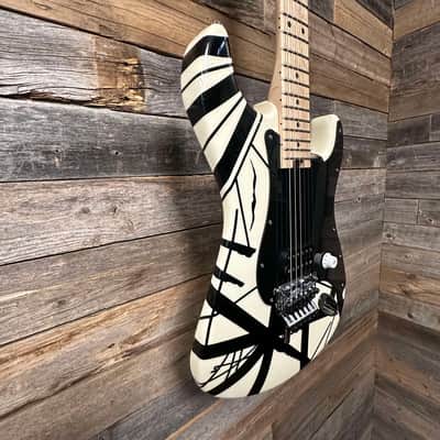 EVH Striped Series '78 Eruption 2022 - Present - Black / White Stripe Relic image 3