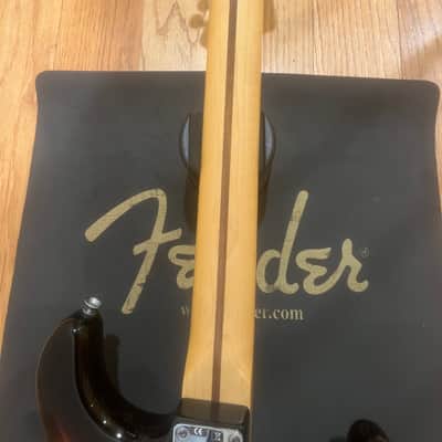 American Fender Stratocaster 2011 (FSR) - 2 tone sunburst image 8