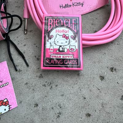 Squier Hello Kitty Stratocaster 2005-2006 - Pink image 3