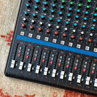 YAMAHA MG16XU 16 Channel Mixer w/Gator Gig Bag image 5