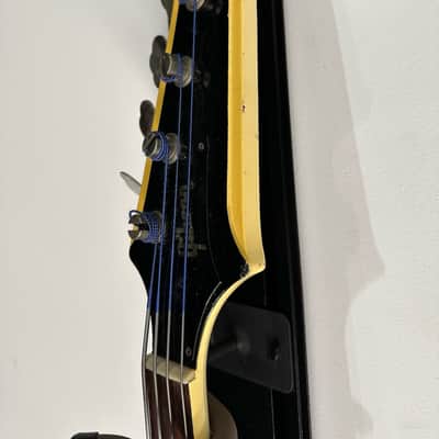 Gibson Thunderbird II Bass 1964 - the mintest 100% original Polaris White Reverse Thunderbird II Bass on Earth ! image 9