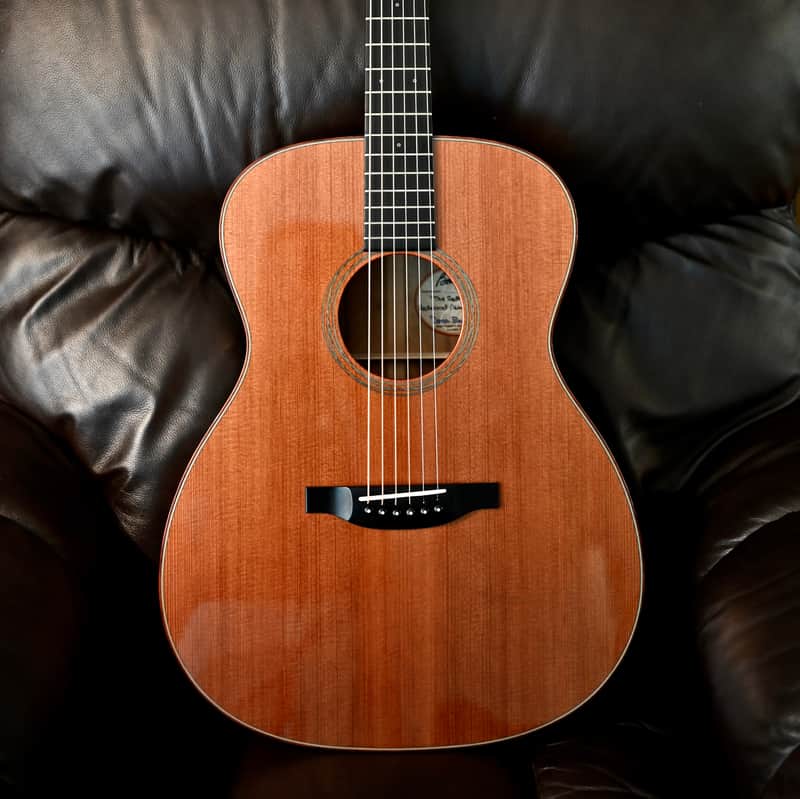 Bourgeois Redhead GA Redwood/Walnut - Unbeatable Value for the Craft
