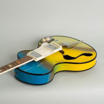 Wandre  BB Model Semi-Hollow Body Electric Guitar (1961), black tolex hard shell case. image 7