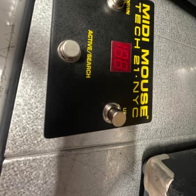 Tech 21 MIDI Mouse Foot Controller | Reverb