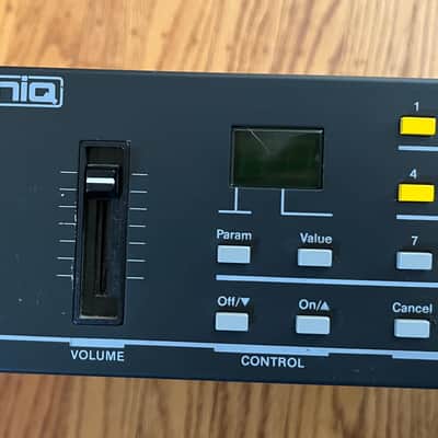 Ensoniq Mirage DMS-8 Retro 8-Bit Digital Sampling Rackmount Synthesizer. image 8