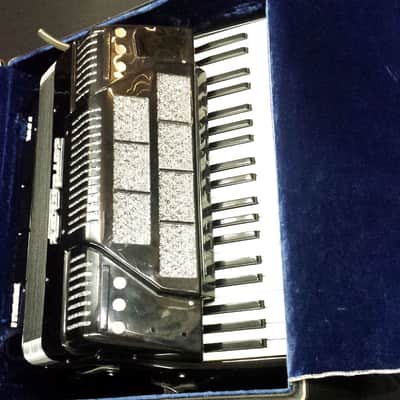 Cordovox Super V 5 Double Tone Chamber Accordian Jet Black w/Electronics image 10