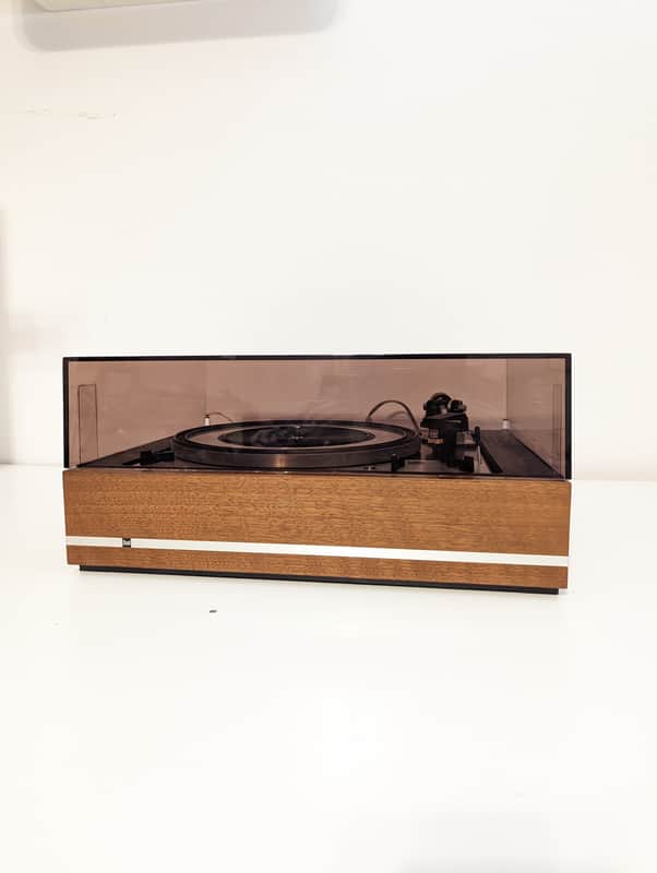 ​Dual 1209 Idler Drive Turntable - Serviced & Lubricated - w/ Shure M71 Cartridge & Dual TVV46 Preamp image 1