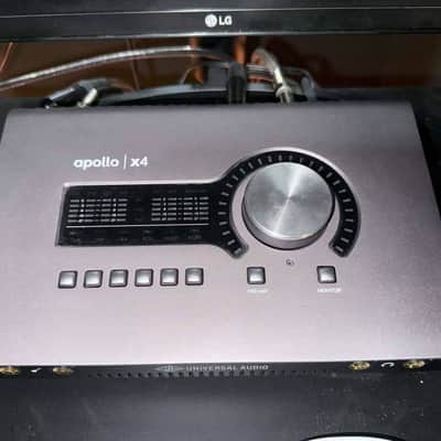 Universal Audio Apollo x4 QUAD Thunderbolt 3 Audio Interface 2019 - Present - Gray image 1