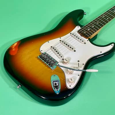 Fender Stratocaster 1967 Super Rare! - 3-color Sunburst image 4