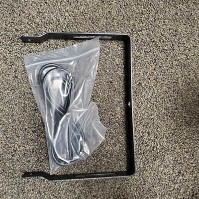 American DJ Stinger II 3 Fx In 1 Eight 3Watt UV LEDs Mobile Light Fixture (Used) image 3