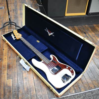 Fender Custom Shop 1960 Precision Bass Relic Super Faded Aged Olympic White w/Tweed Case image 9