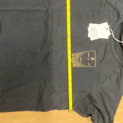 Isle of Tone Luxe 66 T Shirt - Large NWT image 4