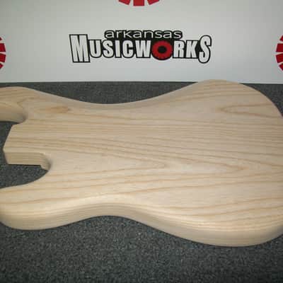 WD Fender Licensed Body For Precision Bass, Unfinished Swamp Ash, #PBU ASH image 2