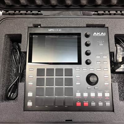 Akai MPC One Standalone MIDI Sequencer 2020 - Present - Black With Case image 7