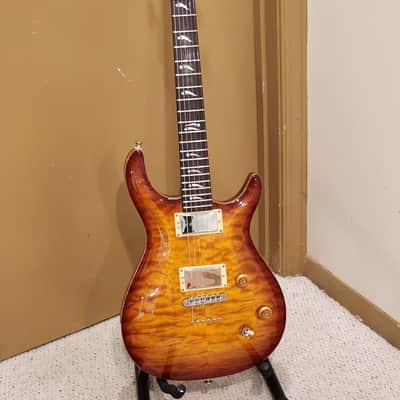 Carvin CT6 Beautiful Quilt Honey Burst image 1
