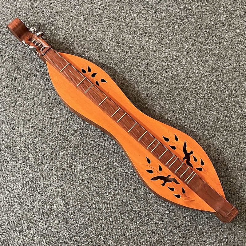 マウンテンダルシマー　mountain dulcimar made in ＵＳＡ CRIPPLE CREEK DULCIMER - 4 String Made in USA - Mountain Folk